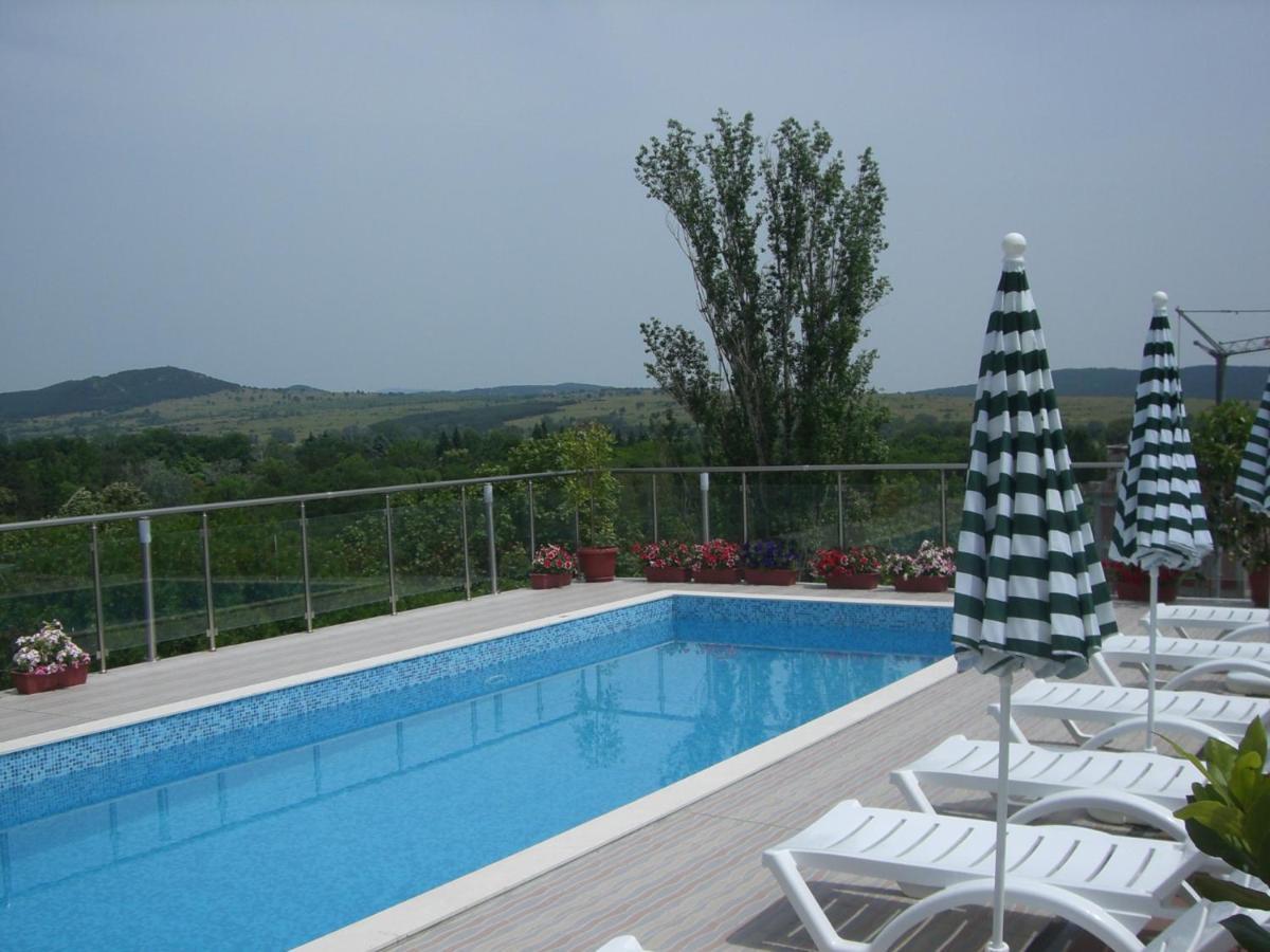 Fantasy Apartment 15 Комплекс Фантазия, Хисаря Hisarja Exterior foto